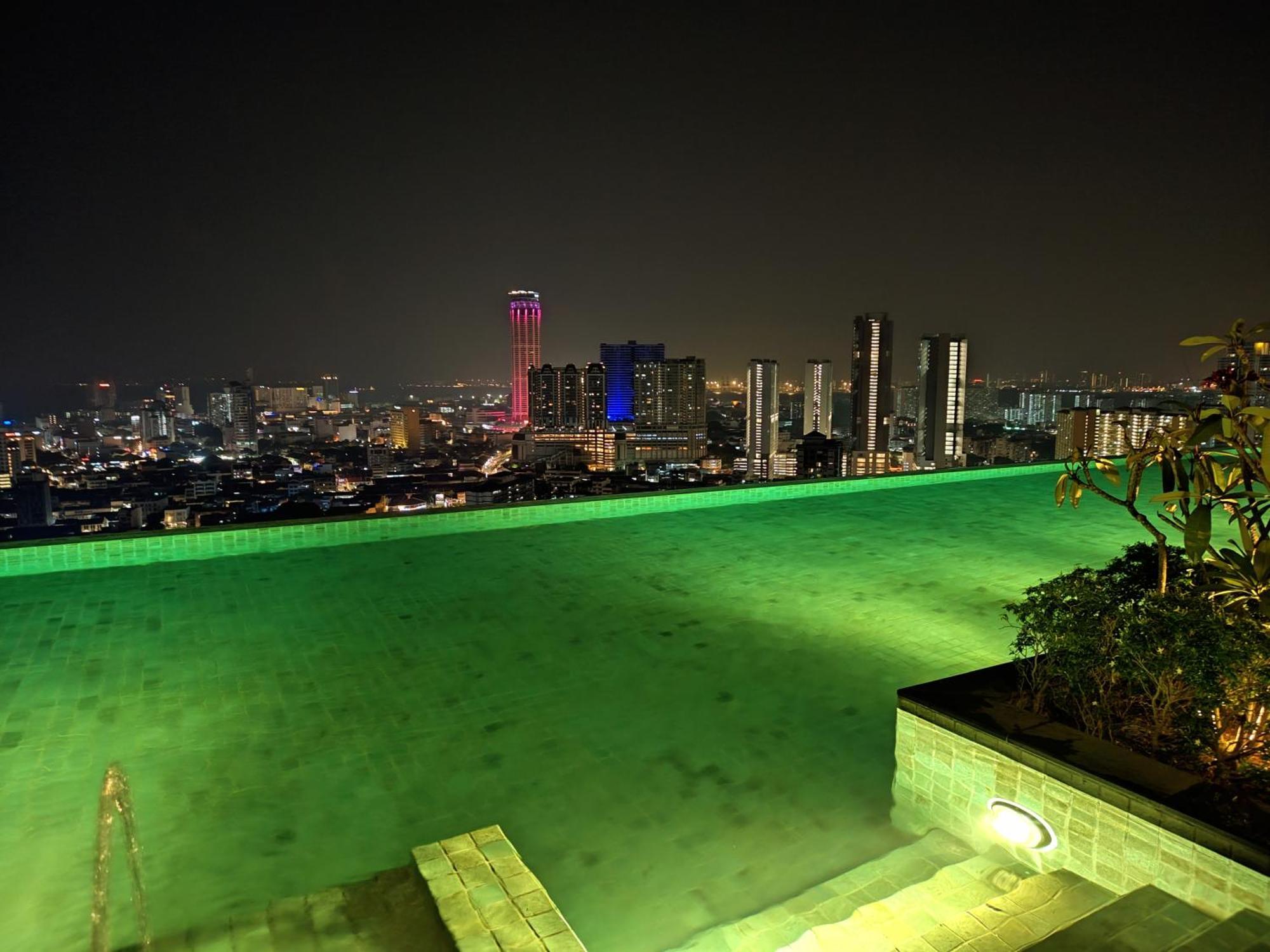 Apartment Skypool 2br 9pax Premium Suite@beacon @georgetown @penang George Town
