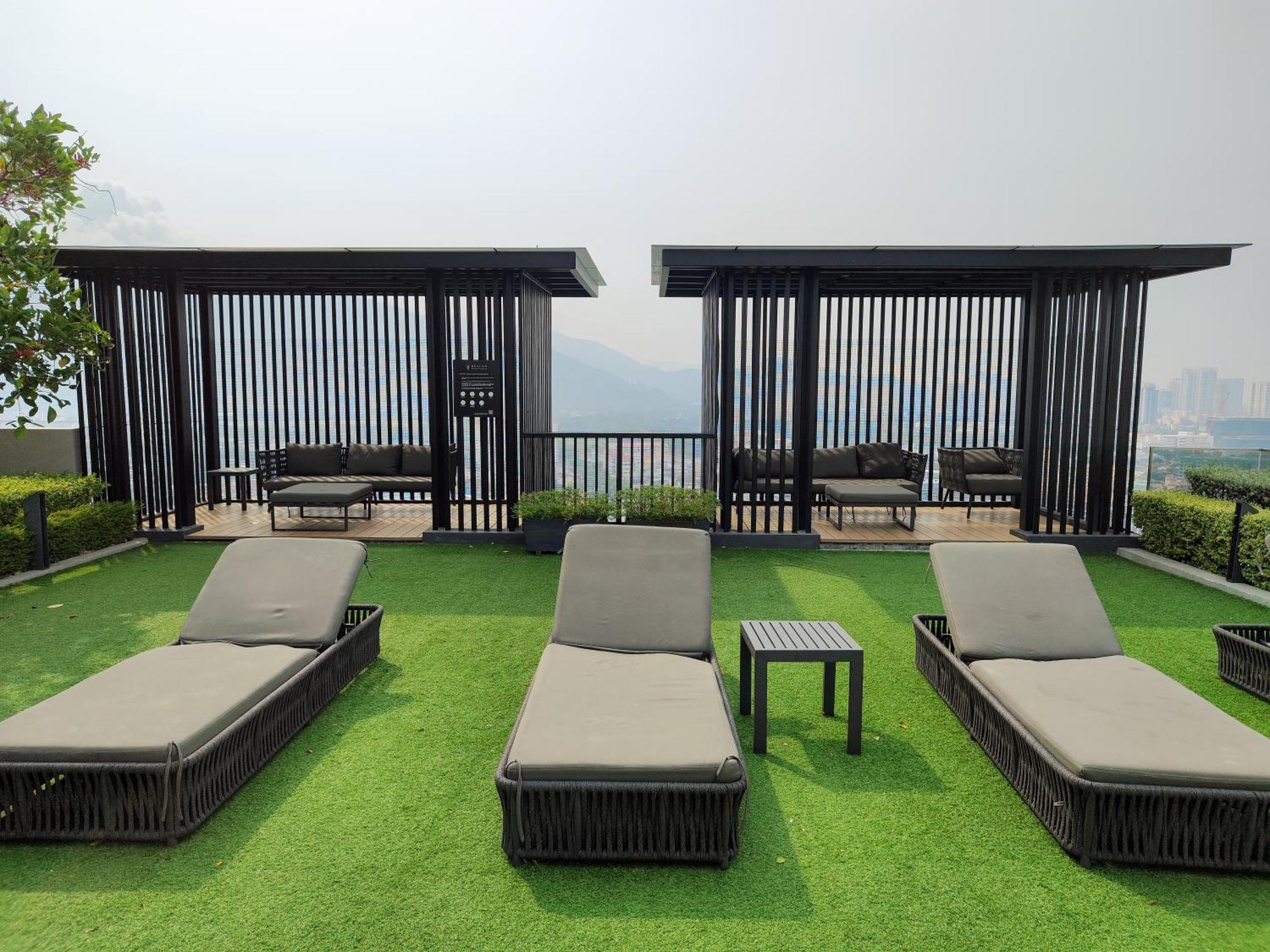 Skypool 2br 9pax Premium Suite@beacon @georgetown @penang